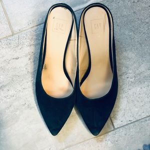 Gap Navy block heel mules